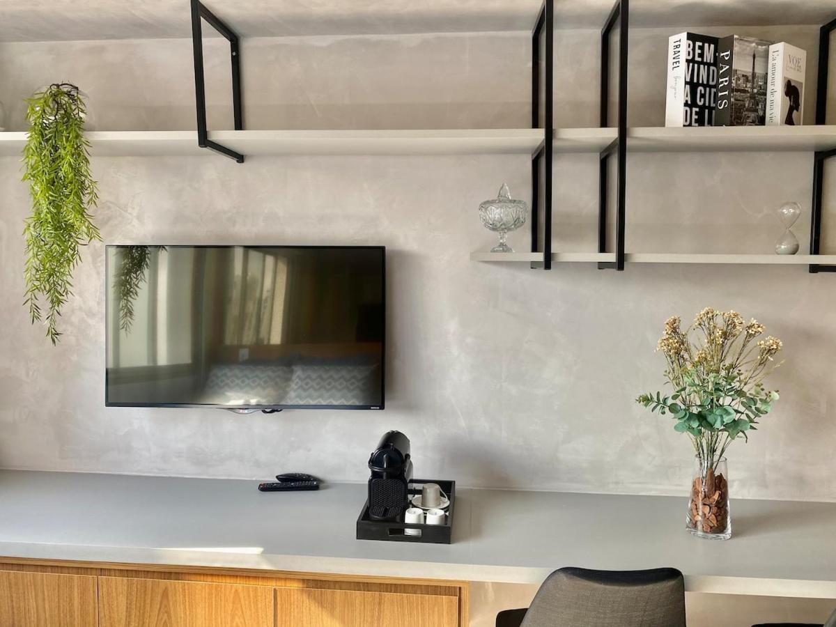 V906 - Loft De Luxo | Academia E Mercado 24h